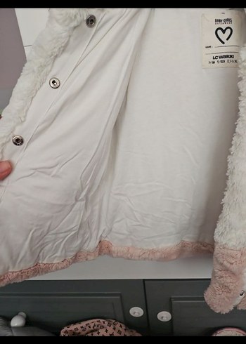 Bebek Kız Beyaz Kapüşonlu Kürklü Tulum - Görsel 2