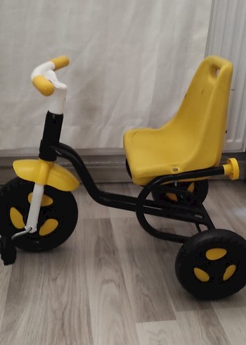 Sarı Renkli Çocuk Üç Tekerlekli Bisiklet