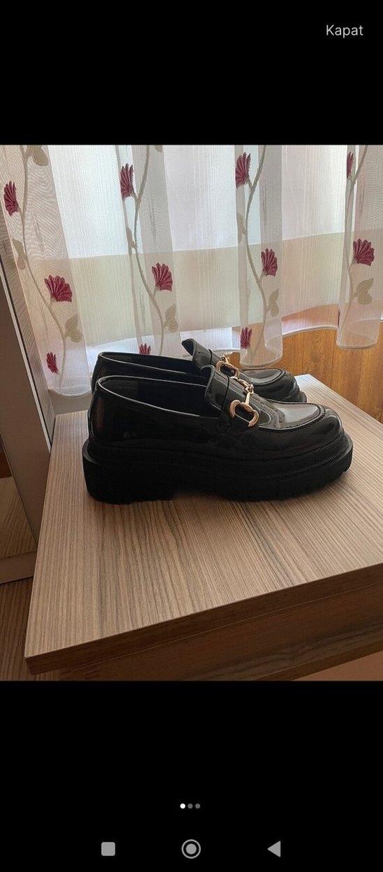 Siyah Parlak Platform Topuklu Tokalı Kadın Loafer - Görsel 2