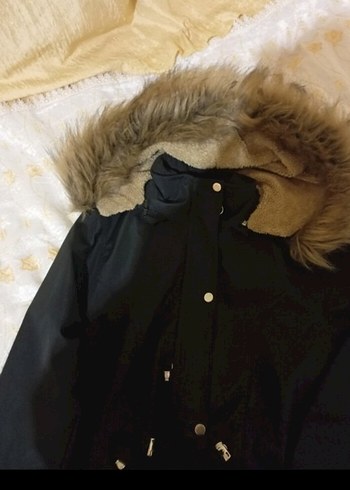 Kürklü Siyah Uzun Kadın Mont - Görsel 4