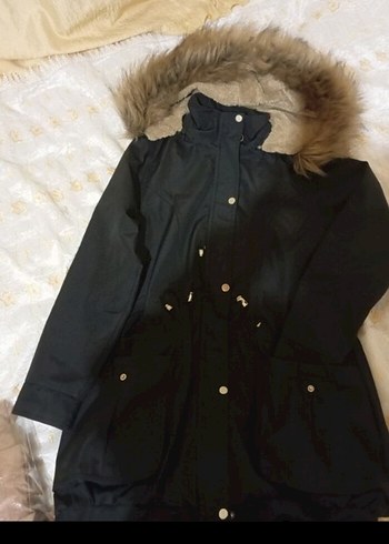 Kürklü Siyah Uzun Kadın Mont - Görsel 3