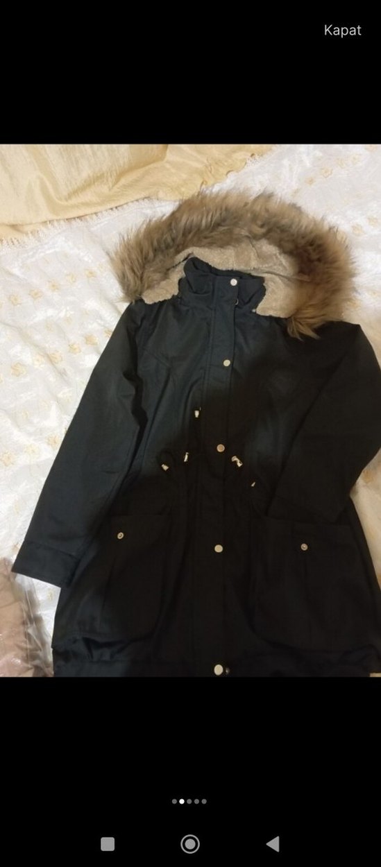 Kürklü Siyah Uzun Kadın Mont - Görsel 3
