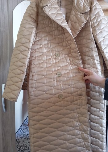 Bej Uzun Düğmeli Kadın  mont - Görsel 2