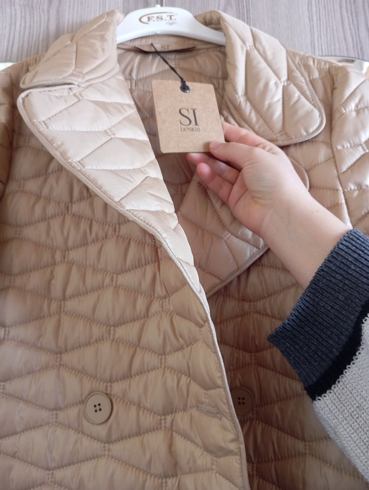 Bej Uzun Düğmeli Kadın  mont - Görsel 3