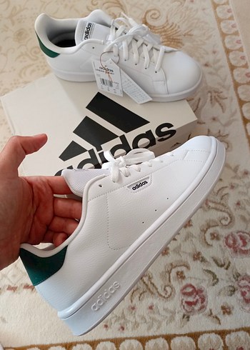 Beyaz Adidas 44.5 numara - Görsel 3