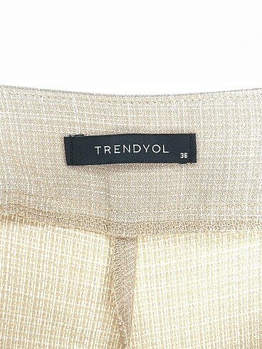 36 Beden çeşitli Renk Trendyol & Milla Kumaş Pantolon %70 İndirimli.