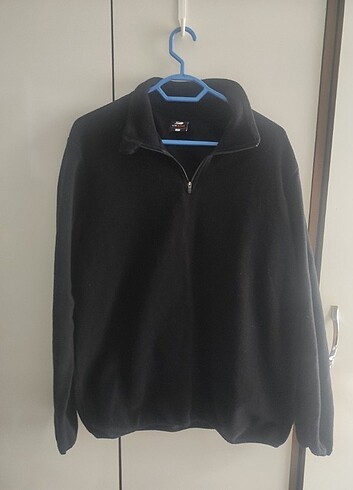 LC Waikiki sweatshirt 