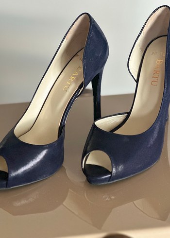 Klasik Lacivert Tokalı Stiletto - Görsel 2