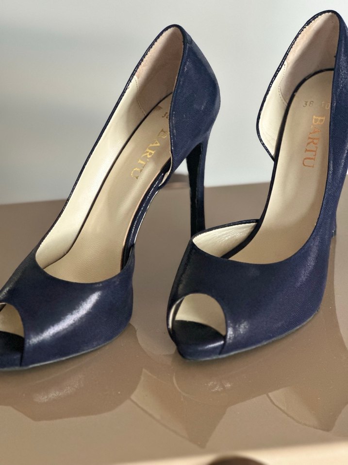 Klasik Lacivert Tokalı Stiletto - Görsel 2