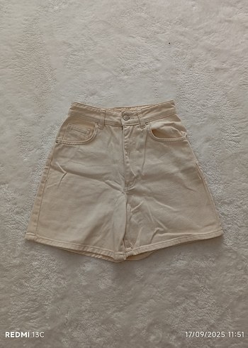 Bej Kadın Pamuklu Mini Şort