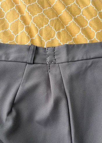 Gri Pilili Kadın Kumaş Pantolon - Görsel 3