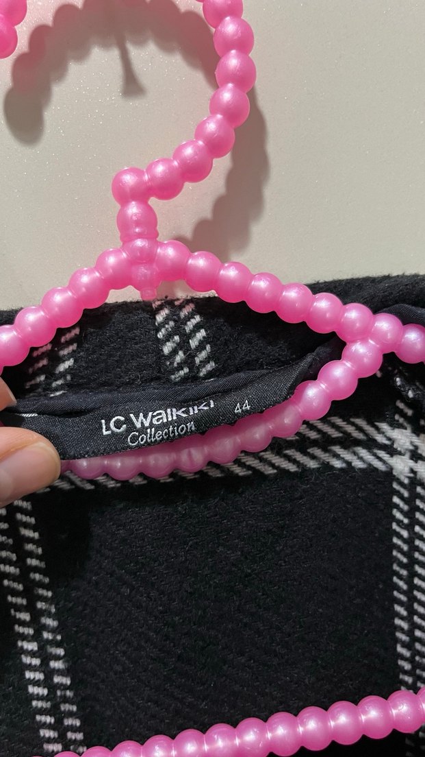 Siyah Ekose Desenli Uzun Kadın Kaban - Görsel 5