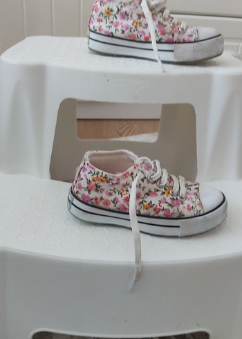 Pembe Çiçek Desenli Kız Spor Ayakkabı - Görsel 4