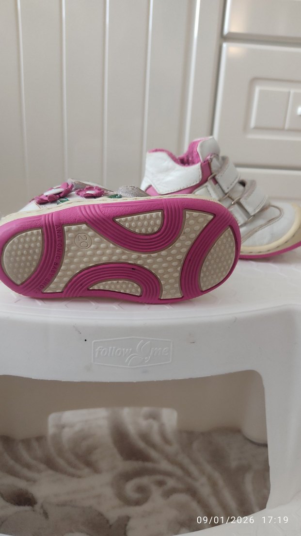 Kız Bebek Beyaz Cırt Cırtlı İlk Adım Ayakkabısı - Görsel 3