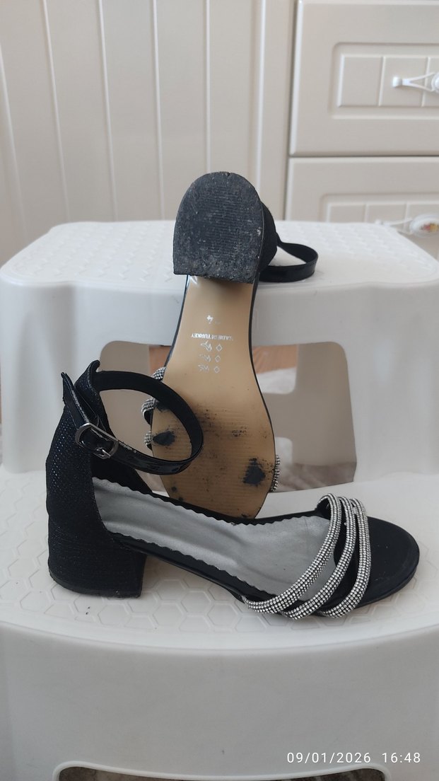 Tokalı Blok Topuklu Siyah Yılan Desenli çocuk Ayakkabı - Görsel 4