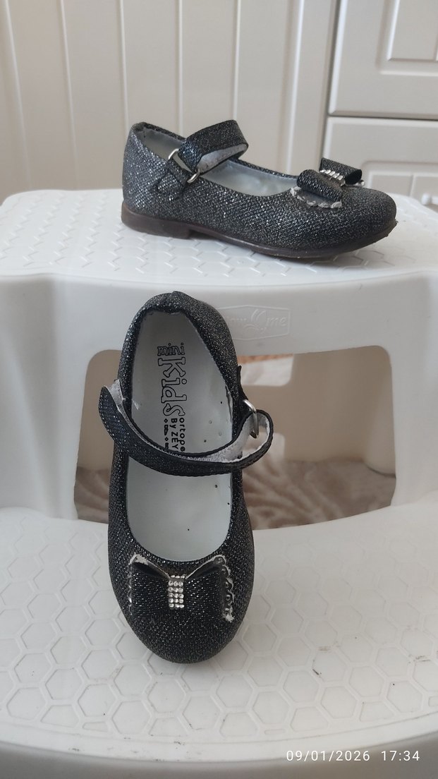 Kız Çocuk Siyah Yılan Derisi Desenli Tokalı Babet - Görsel 3