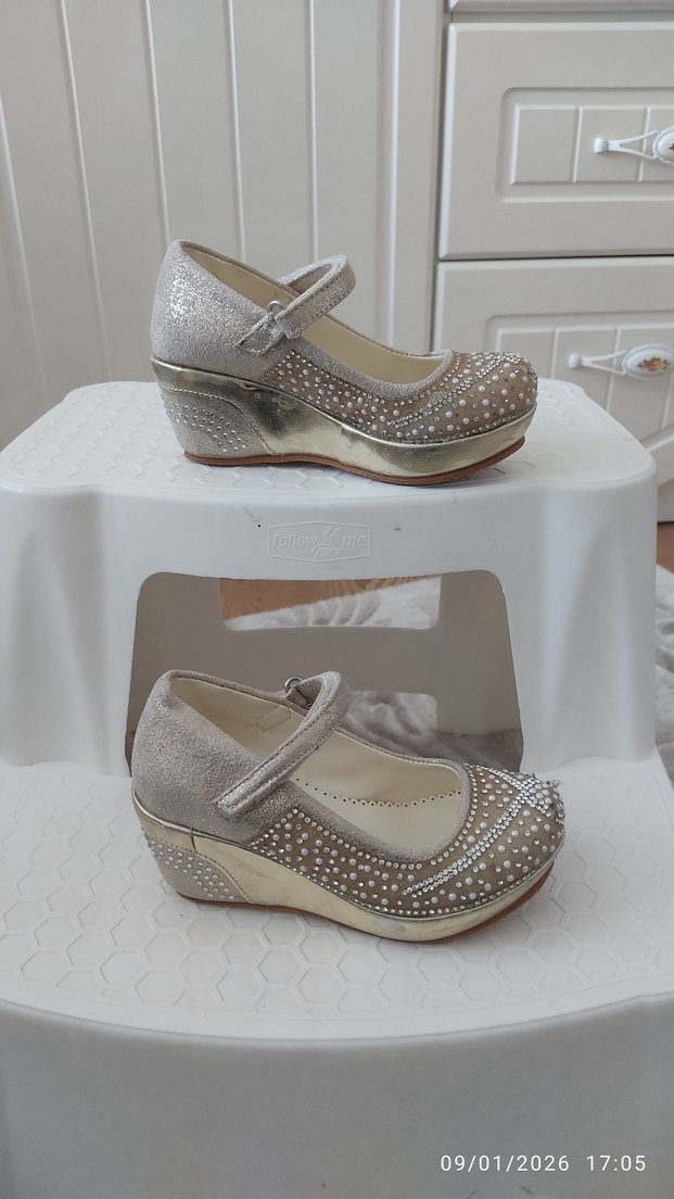 Klasik Tokalı Kız Çocuk Dolgu topuk Ayakkabı - Görsel 3