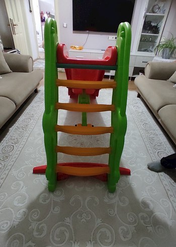 Renkli Çocuk Kaydırağı ve Oyuncak - Görsel 4