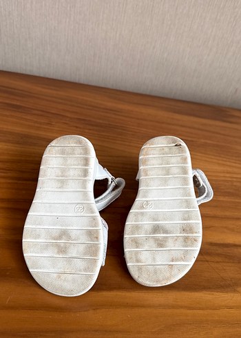 Kız Çocuk Beyaz Velcro Bantlı Sandalet - Görsel 4