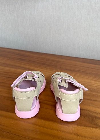 Kız Çocuk Bej Tokalı Pastel Sandalet - Görsel 3