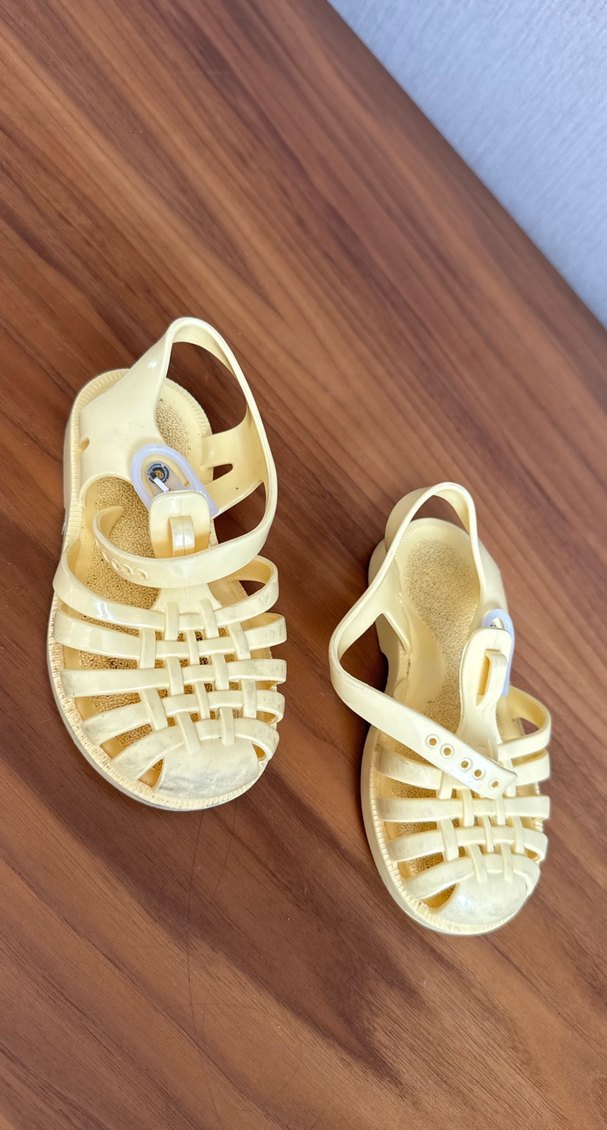 MEDUSE Kız Çocuk Sarı Tokalı Terlik - Görsel 2