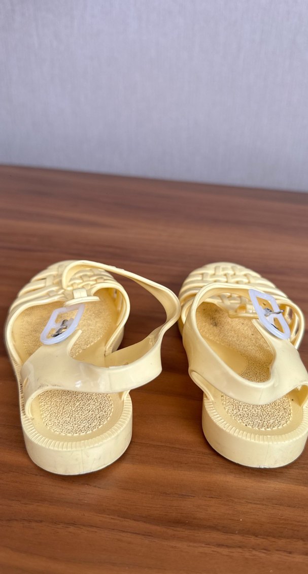 MEDUSE Kız Çocuk Sarı Tokalı Terlik - Görsel 3