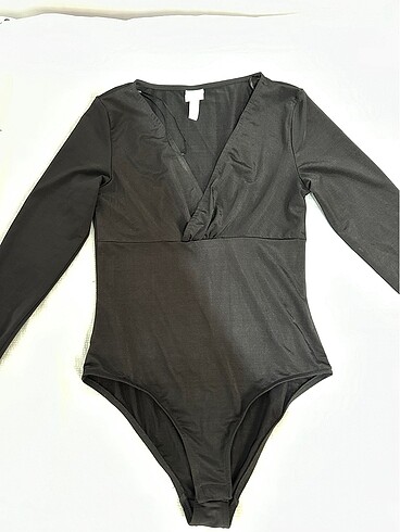 Siyah bodysuit