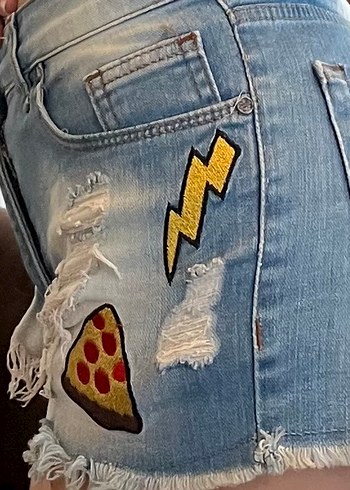 Kadın Mavi çeşitli baskılı mini kot şort - Görsel 2