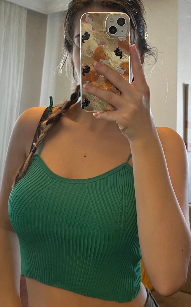 Yeşil İnce Askılı Örgü Crop Top - Görsel 2