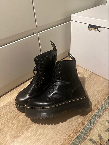 Dr. Martens Dr Martens marka Orjinal siyah platform topuk bot