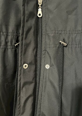 Siyah Uzun Düğmeli Kadın Yağmurluk - Görsel 5