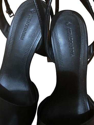 38 Beden Stradivarius Topuklu