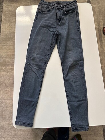 Colin's Bayan jean