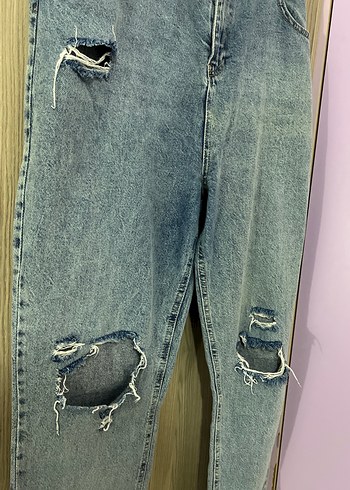 46 Beden Yırtık Detaylı Gri Batik Kadın Jean