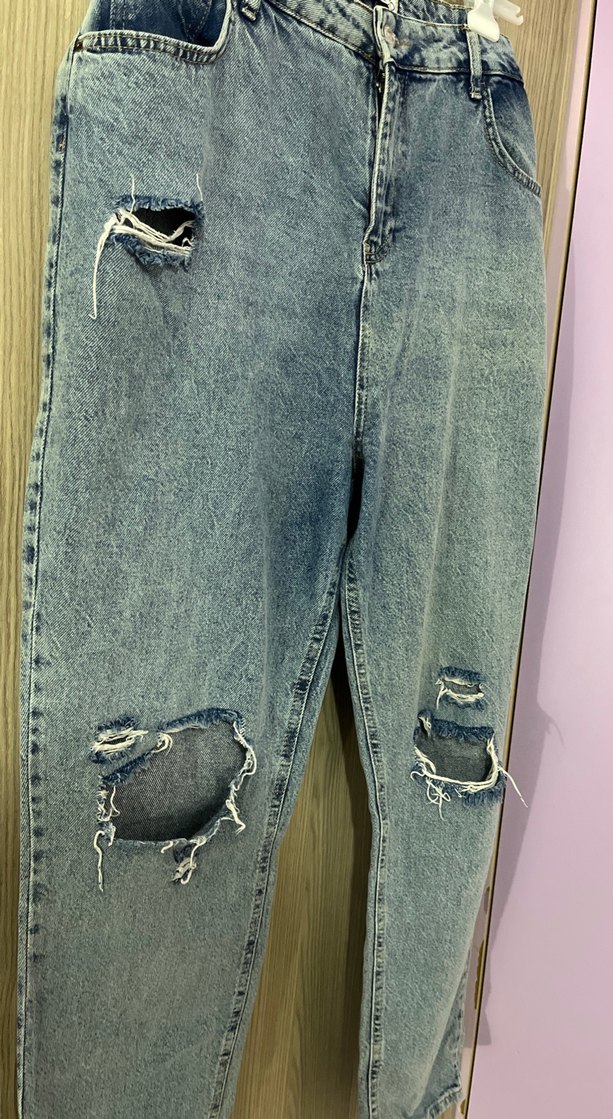 Yırtık Detaylı Gri Batik Kadın Jean - Görsel 4