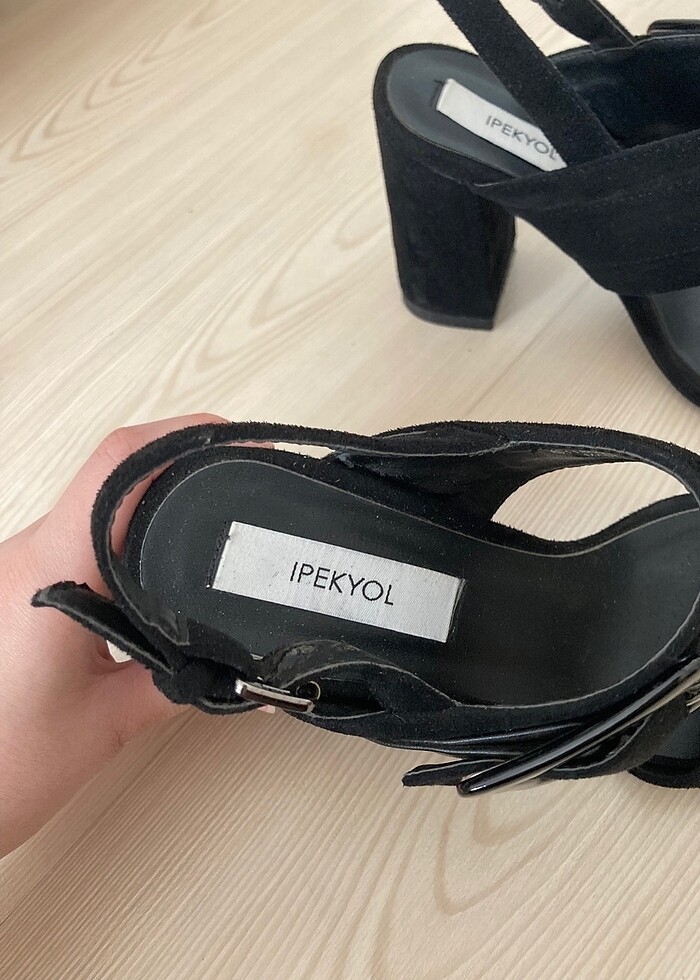 İpekyol siyah topuklu ayakkabı - Görsel 4