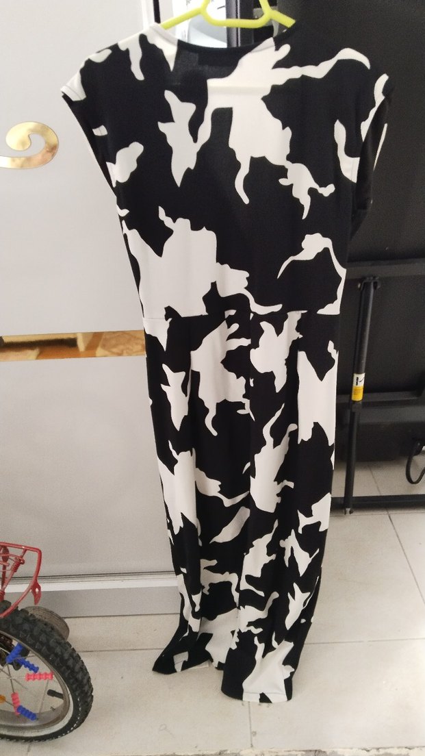 Drapeli Siyah Beyaz Bağlamalı Hamile Elbisesi - Görsel 5