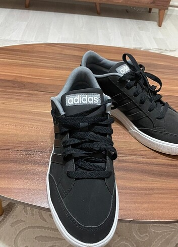 Adidas ayakkabı 