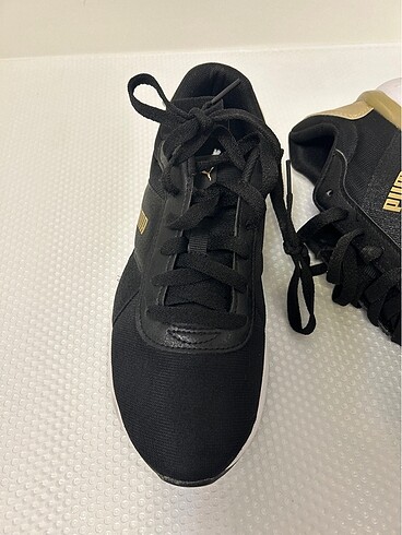Puma Sadece bir kez giyildi