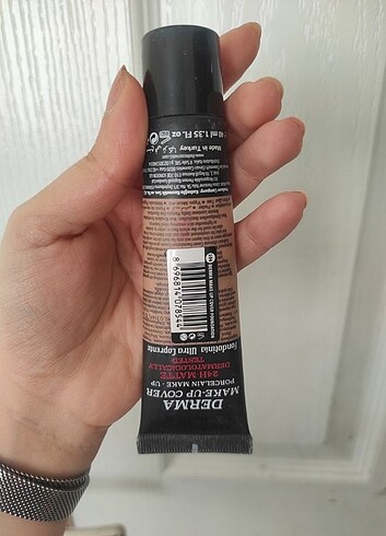 L'Oréal Paris Derma fondöten 104