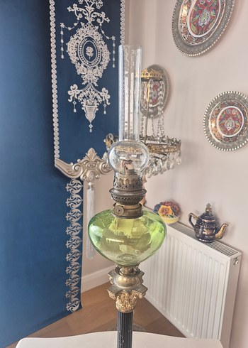 Diğer Yeşil Camlı Antika Gaz Lambası