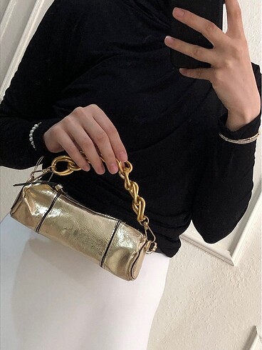 Gold mini zincirli çanta