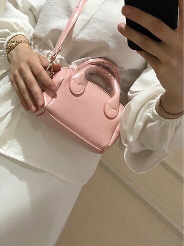 Pembe mini çanta