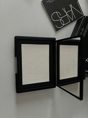  Beden Renk Nars Crystal Transparan Pudra