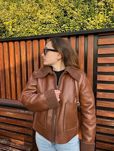 Taba Cep Detaylı Kürklü Ceket