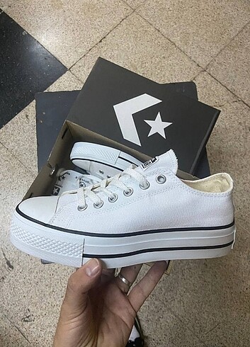 38 Beden beyaz Renk Converse