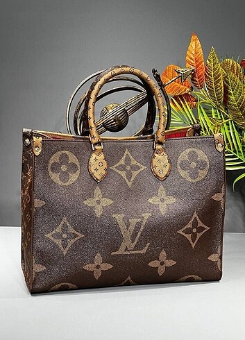  Beden kahverengi Renk Louis Vuitton çanta 