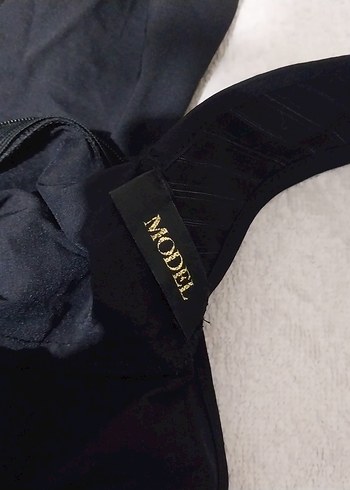 siyah ince kumaştan midi elbise - Görsel 9