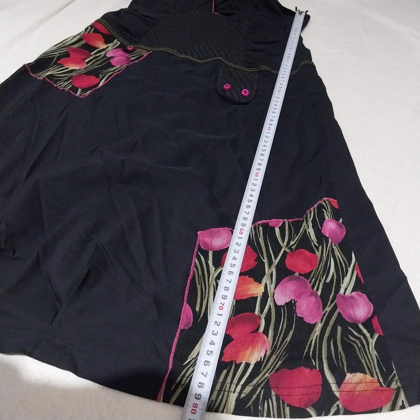 siyah ince kumaştan midi elbise - Görsel 4