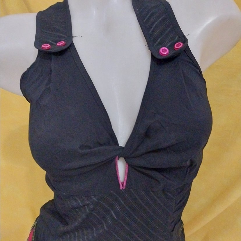 siyah ince kumaştan midi elbise - Görsel 2